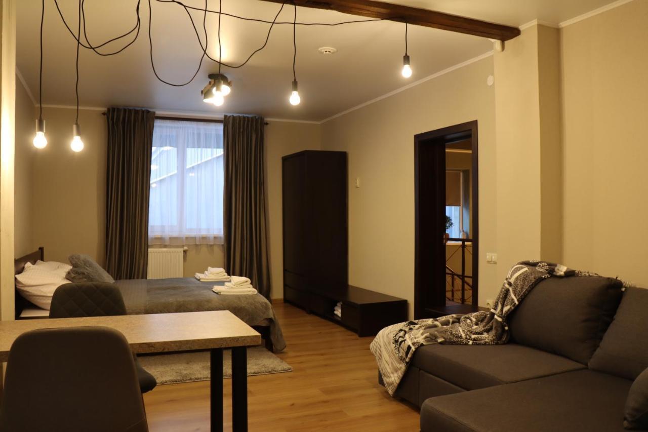 Bed and Breakfast Szaboffcsik Użhorod Zewnętrze zdjęcie